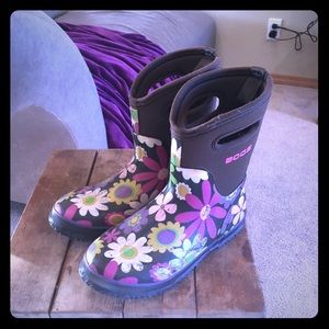 Bogs Classic Mid Boots Size 7